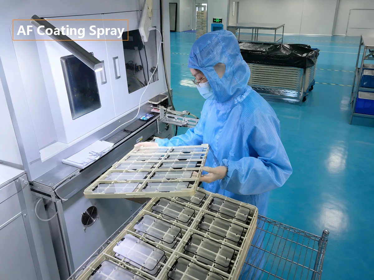Air cleaning process before cover glass handling
