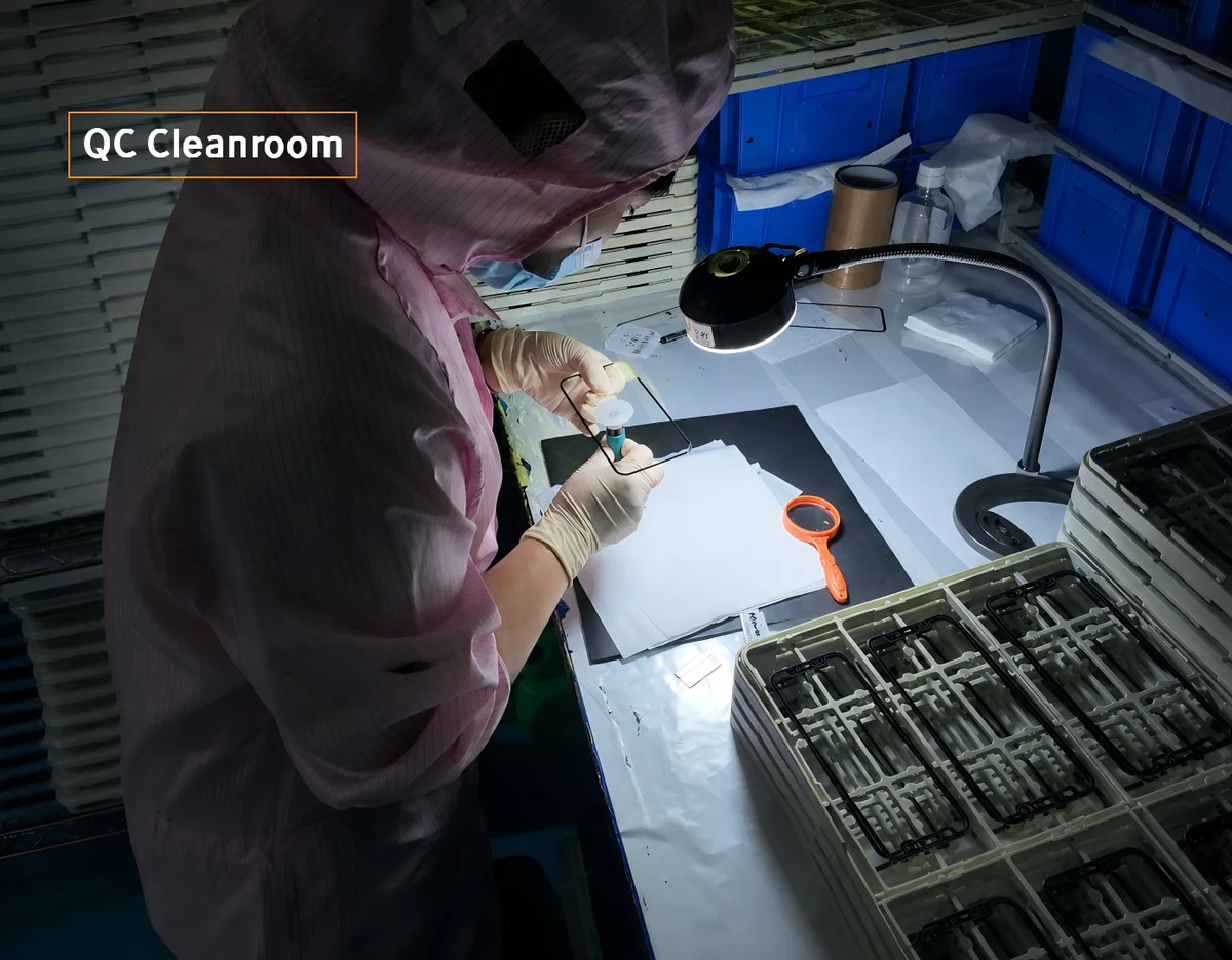 Batch phone cover glass inspection at the workbench
